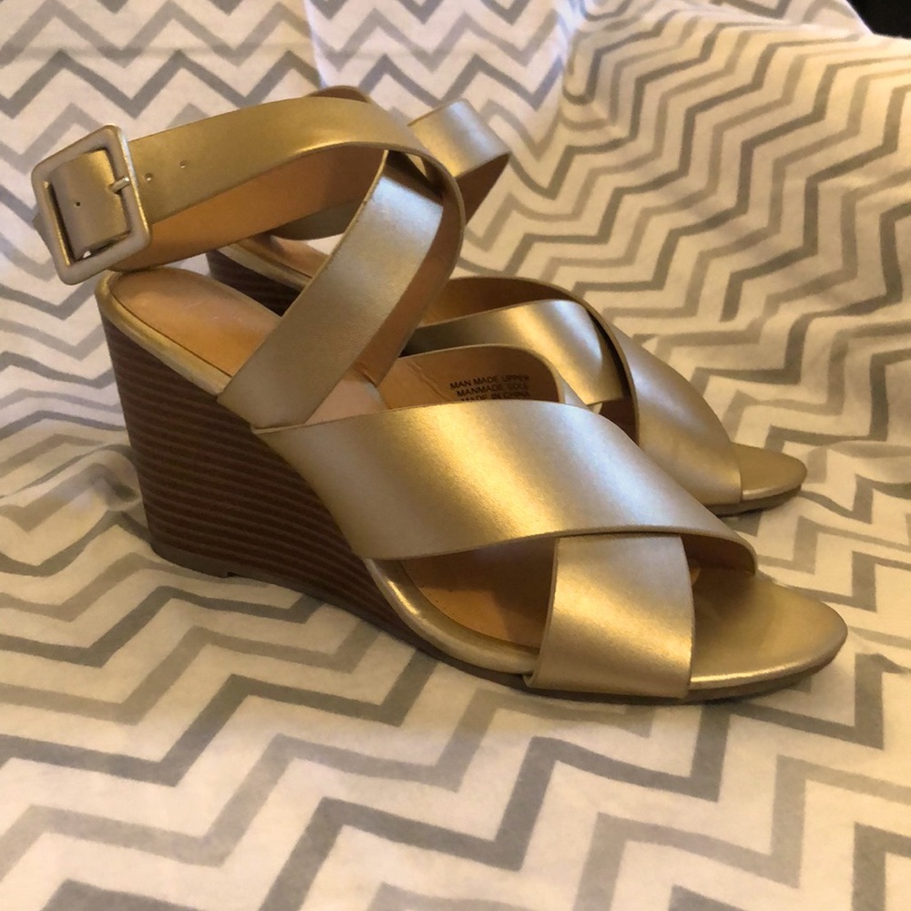 Ann Taylor LOFT gold ankle wrap shoe